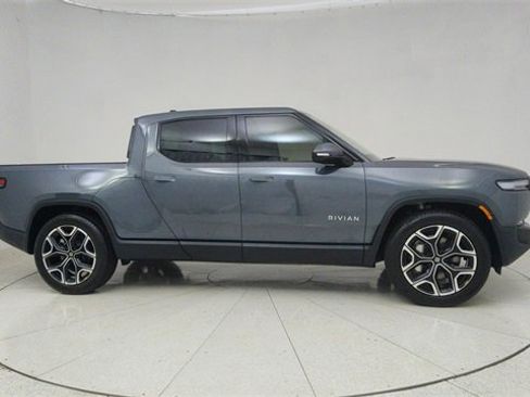 Used 2025 Rivian R1T Adventure image 61