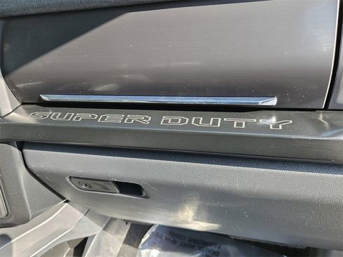 Used 2023 Ford F250 Lariat w/ Lariat Ultimate Package image 37