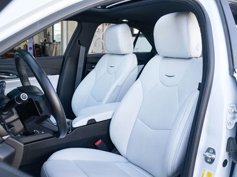 Used 2022 Cadillac CT4 Premium Luxury image 17