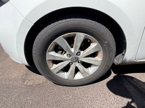 Used 2013 Kia Rio EX w/ Convenience Pkg FWD image 6