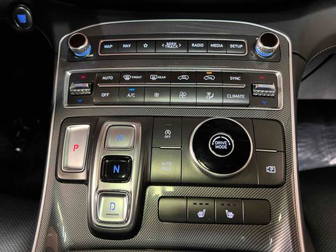 Used 2022 Hyundai Santa Fe SEL w/ Convenience + Premium Package FWD image 61