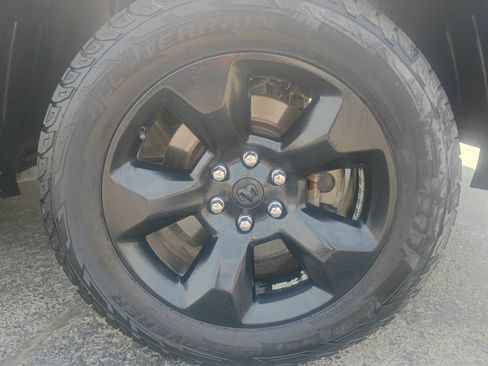 Used 2020 RAM 1500 Big Horn AWD/4WD image 20