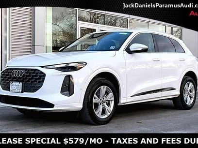 Used 2025 Audi Q5 Premium w/ Convenience Package