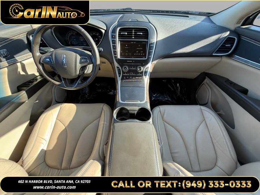 Used 2016 Lincoln MKX Reserve w/ Technology Package FWD image 21