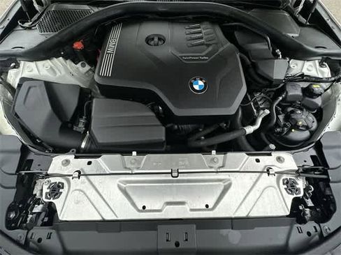 Used 2020 BMW 330i xDrive Sedan w/ Premium Package image 25