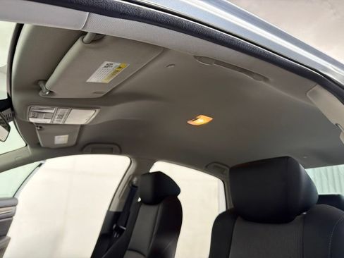 Used 2021 Honda Accord Hybrid image 18
