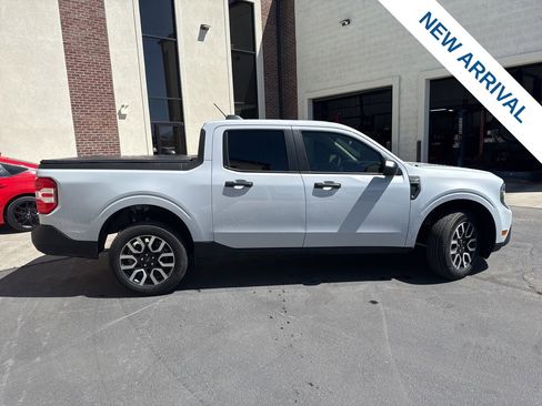 Used 2025 Ford Maverick XLT FWD image 8