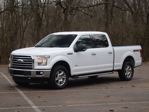 Used 2015 Ford F150 XLT w/ Equipment Group 301A Mid image 20
