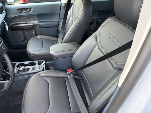 New 2026 Ford Maverick Lobo AWD/4WD image 9