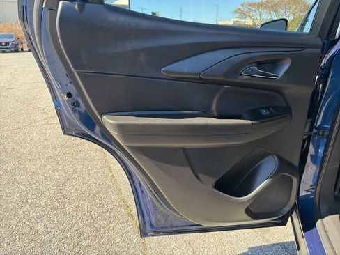 Used 2022 Chevrolet TrailBlazer LT w/ Convenience Package image 30