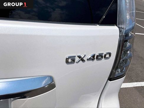Used 2023 Lexus GX 460 Premium w/ Premium Package AWD/4WD image 30