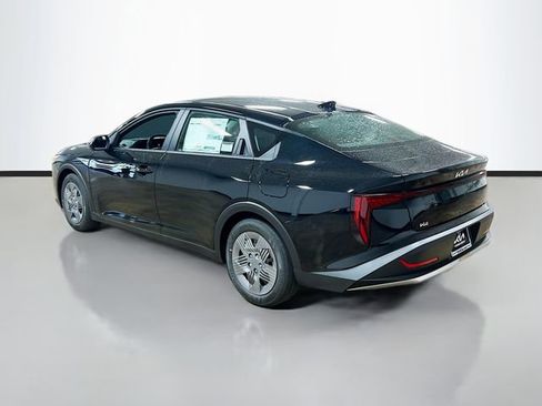 New 2025 Kia K4 LX image 5