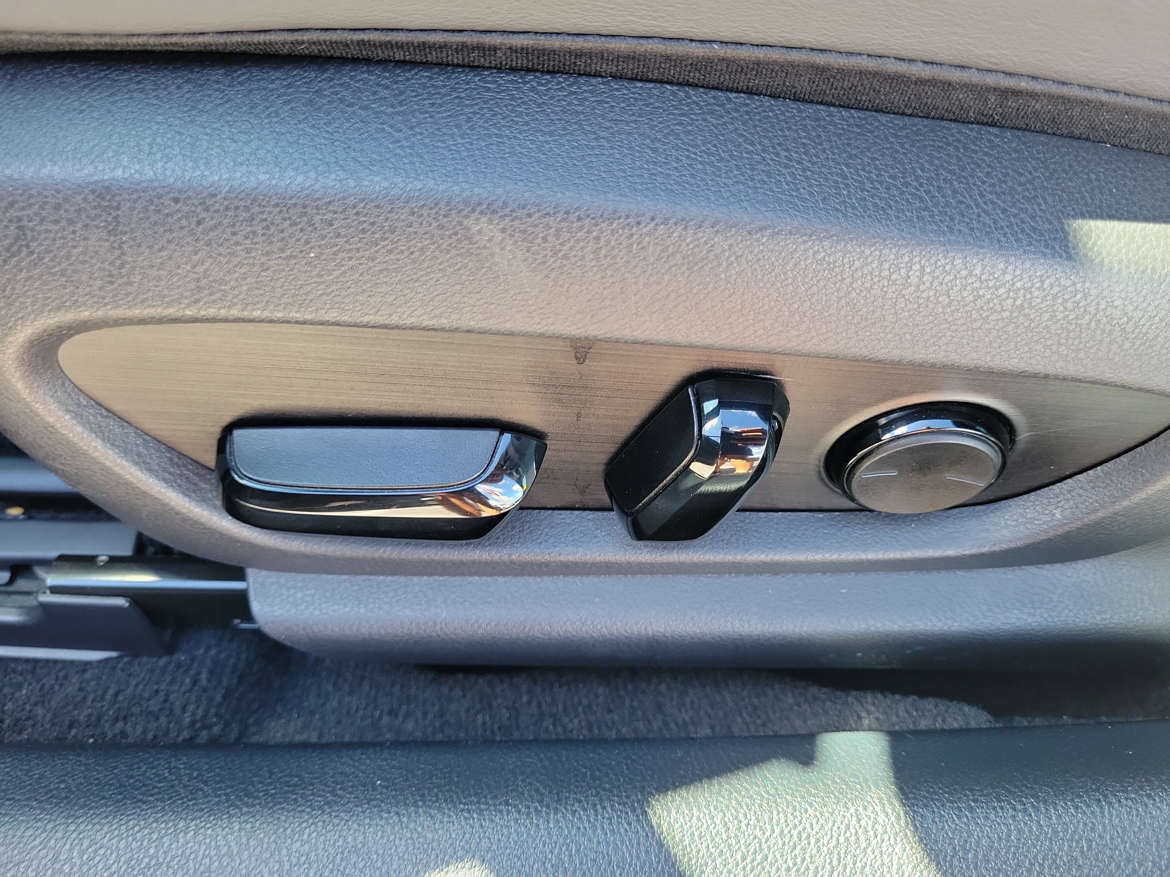 Used 2022 Lexus ES 350 w/ Accessory Package FWD image 13