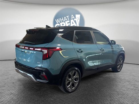 Certified 2024 Kia Seltos S image 3