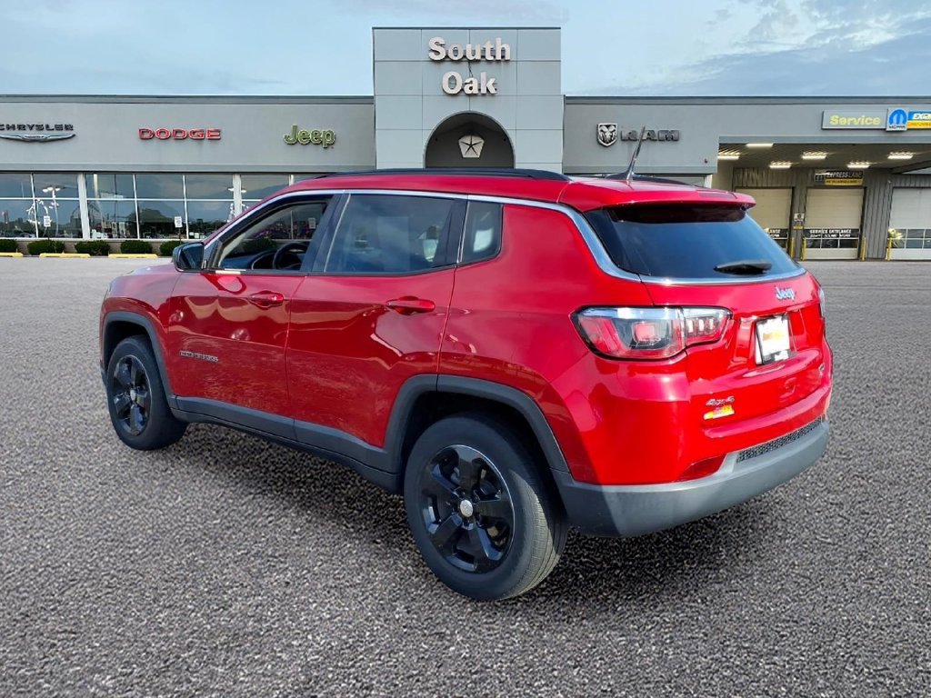 Certified 2018 Jeep Compass Latitude w/ Popular Equipment Group AWD/4WD image 4