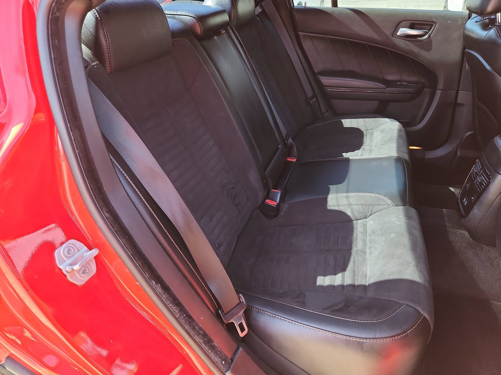 Certified 2018 Dodge Charger R/T RWD image 28