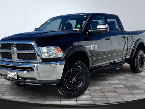 Used 2016 RAM 2500 Tradesman w/ Chrome Appearance Group image 13