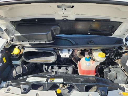 Used 2019 RAM ProMaster 2500 FWD image 8