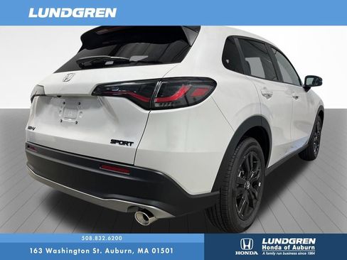 New 2027 Honda HR-V Sport image 7