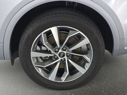 Used 2023 Audi Q5 2.0T Premium Plus w/ Premium Plus Package AWD/4WD image 29