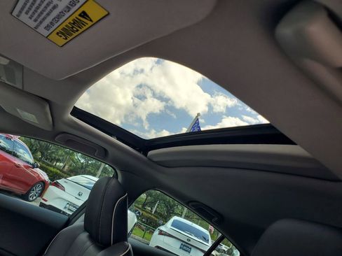 Used 2019 Acura ILX FWD image 17