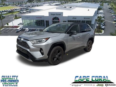 Used 2020 Toyota RAV4 XSE AWD/4WD image 1