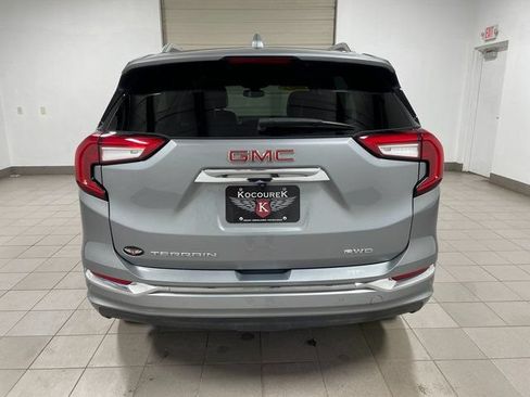 Used 2023 GMC Terrain Denali w/ Denali Premium Package AWD/4WD image 7