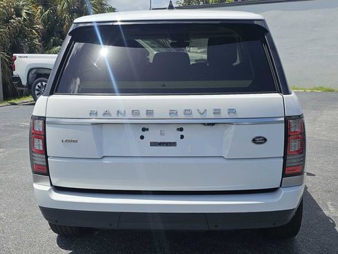 Used 2017 Land Rover Range Rover HSE image 13