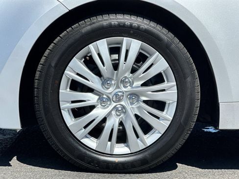 Used 2024 Toyota Corolla LE FWD image 21