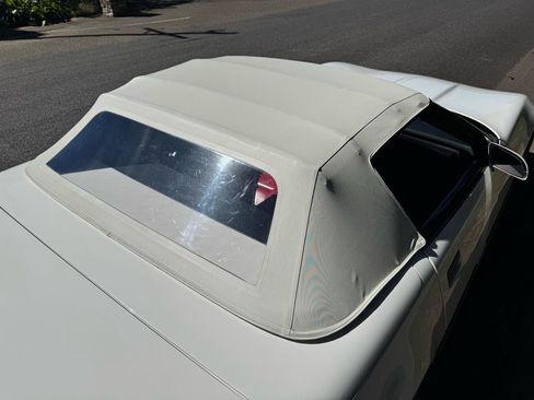 Used 1988 Chevrolet Corvette Convertible RWD image 47