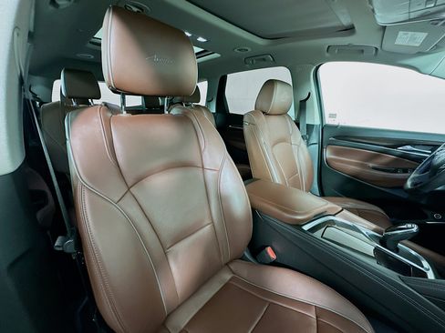 Used 2020 Buick Enclave Avenir w/ Avenir Technology Package image 30