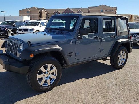 Used 2015 Jeep Wrangler Unlimited Sport image 4