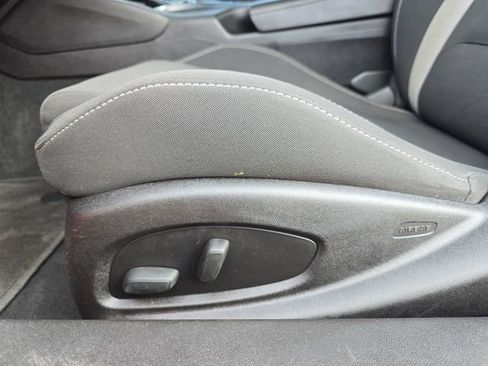 Used 2017 Chevrolet Camaro LT image 27