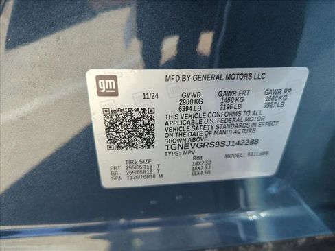 Used 2025 Chevrolet Traverse LT image 26