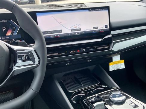 New 2026 BMW 530i xDrive 530i xDrive w/ Premium Package image 6