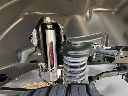 Used 2021 Jeep Gladiator Rubicon AWD/4WD image 32
