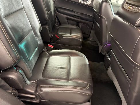 Used 2015 Ford Explorer Sport w/ Equipment Group 401A AWD/4WD image 23