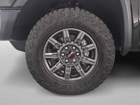 Used 2024 GMC Sierra 1500 AT4X AWD/4WD image 28