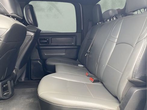 Used 2021 RAM 2500 Tradesman w/ Chrome Appearance Group image 34