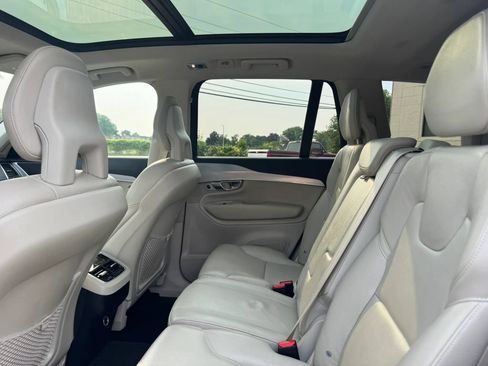 Used 2017 Volvo XC90 T6 Momentum w/ Vision Package AWD/4WD image 37