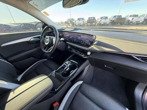 Certified 2024 Buick Envision Sport Touring image 31