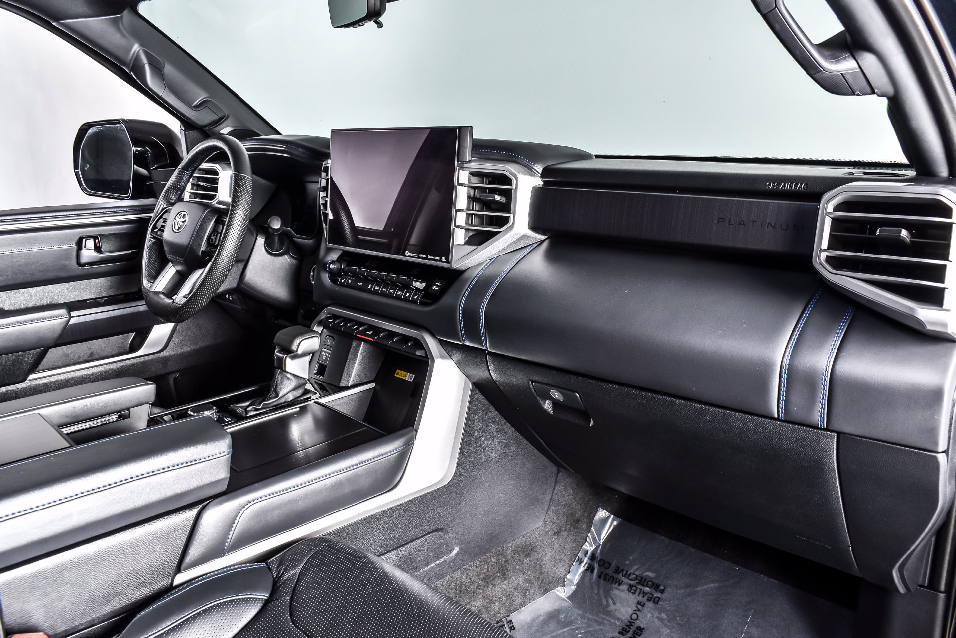 Used 2024 Toyota Tundra Platinum AWD/4WD image 21