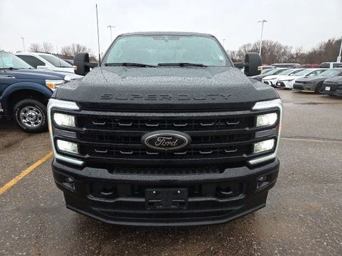 Certified 2024 Ford F250 XLT w/ Black Appearance Package image 7