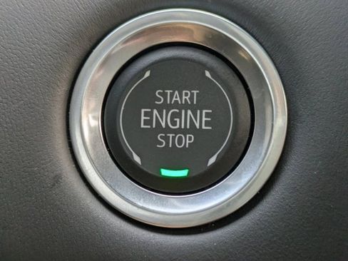 Used 2024 GMC Yukon Denali Ultimate image 32