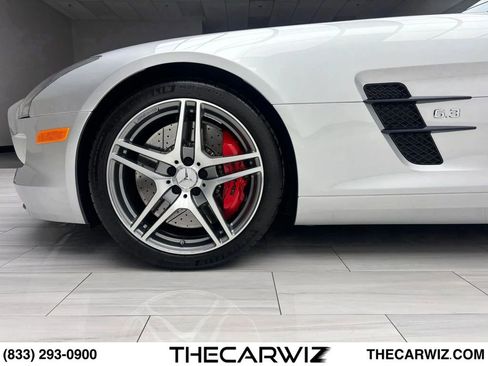 Used 2013 Mercedes-Benz SLS AMG GT Coupe image 12