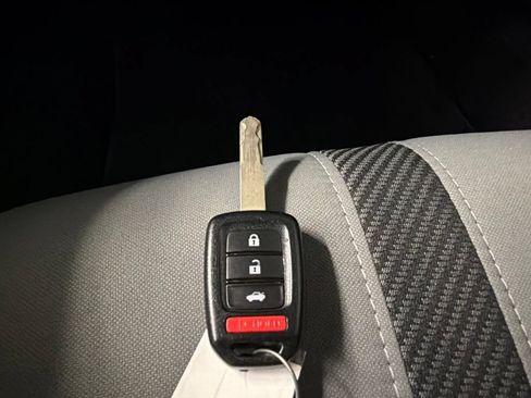 Used 2018 Honda Civic LX image 29
