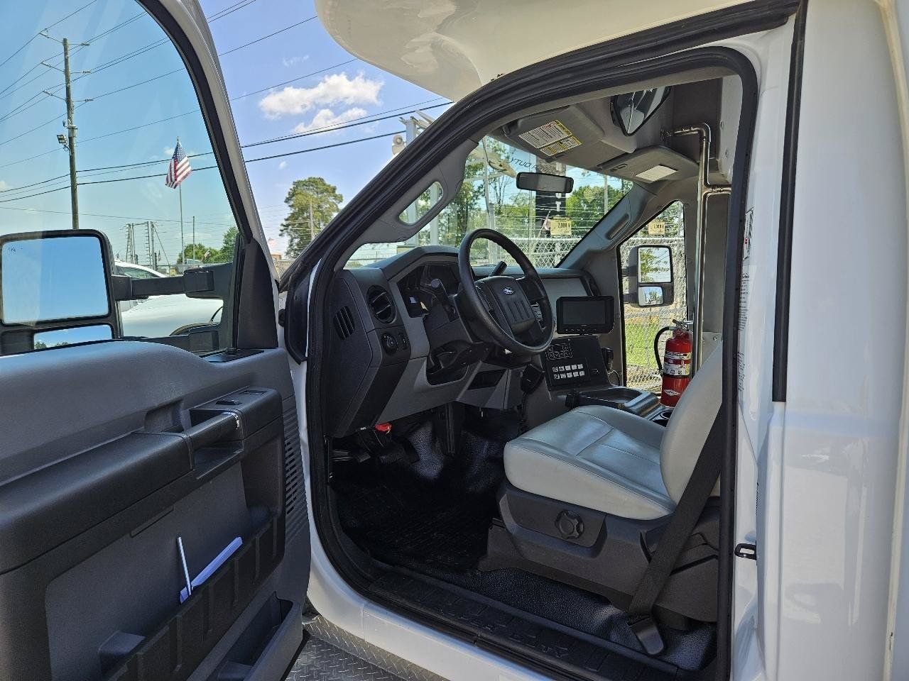 Used 2012 Ford F450 XL w/ PWR Equipment Group RWD image 9