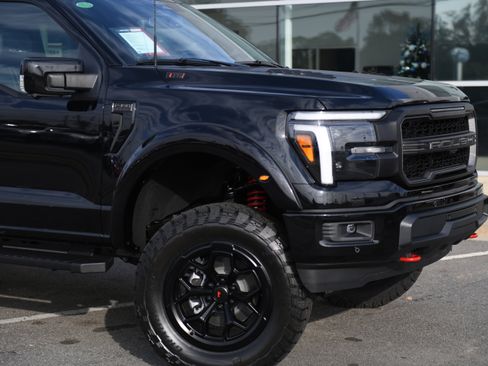 New 2025 Ford F150 Lariat w/ Equipment Group 502A High image 6