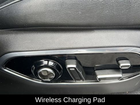 Certified 2022 Jeep Grand Cherokee Overland w/ Luxury Tech Group IV image 47