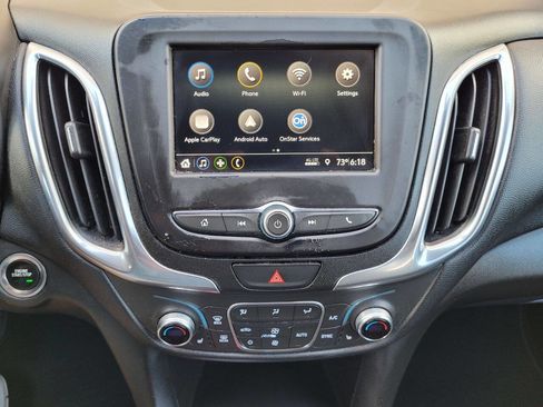 Used 2019 Chevrolet Equinox LT w/ Driver Convenience Package image 11